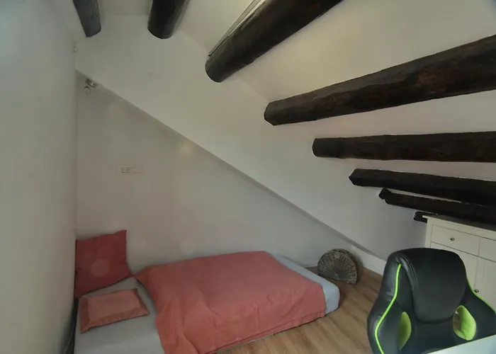 Here Comes The Sun Διαμέρισμα Ρόβινι