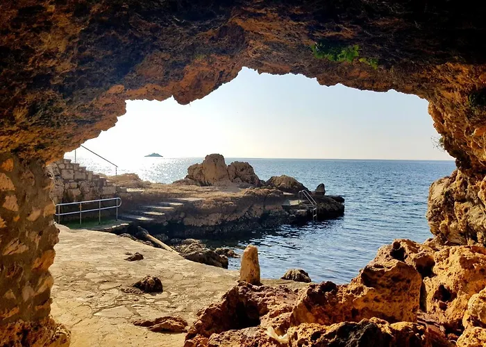 Here Comes The Sun Διαμέρισμα