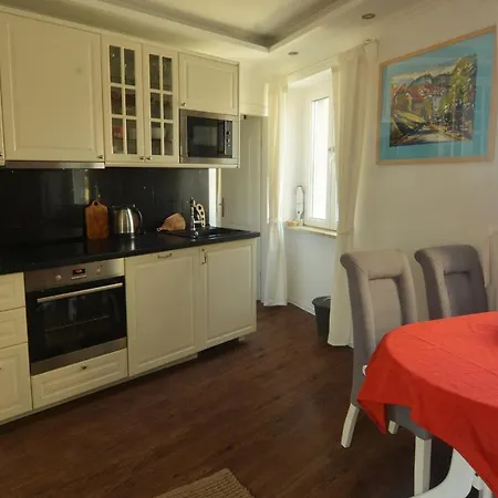 Here Comes The Sun * Rovigno