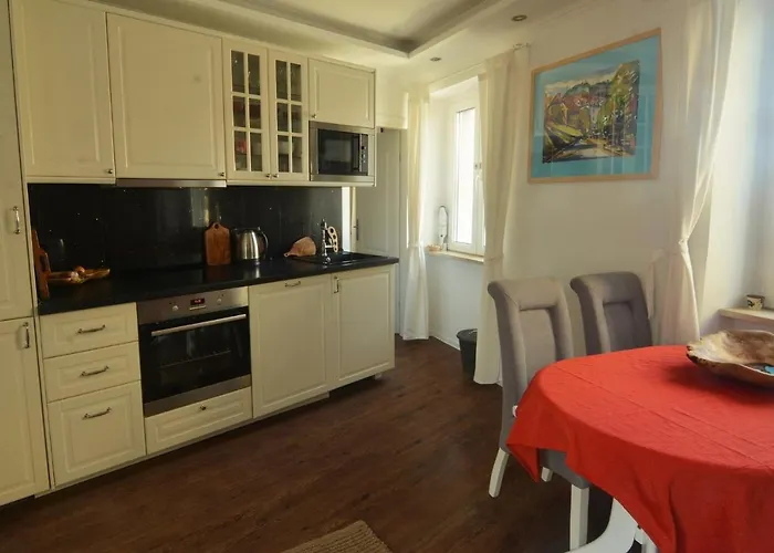 Here Comes The Sun * Rovigno